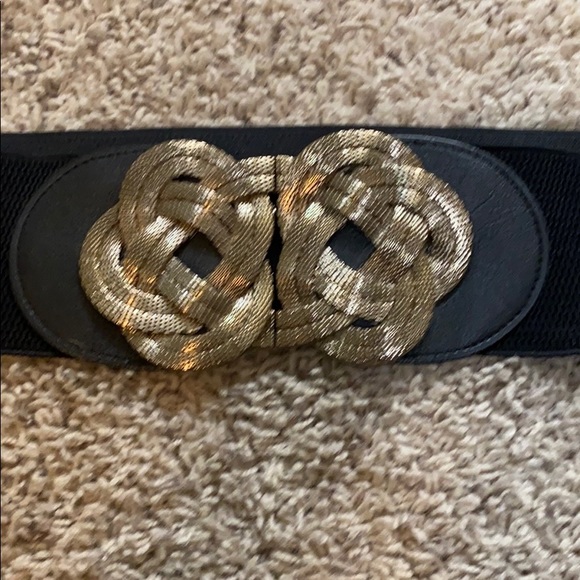 Foreign Exchange belt - Picture 2 of 3
